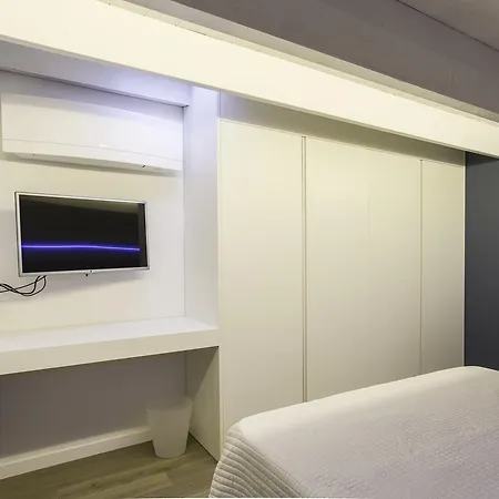 Acquapazza Restaurant & 4*