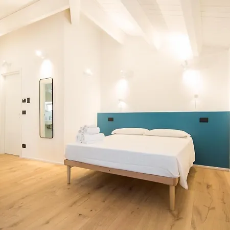 Acquapazza Restaurant & Guest house
